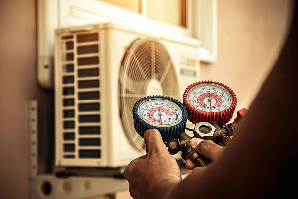 Professional Ac Installation technician working in Grantville, KS